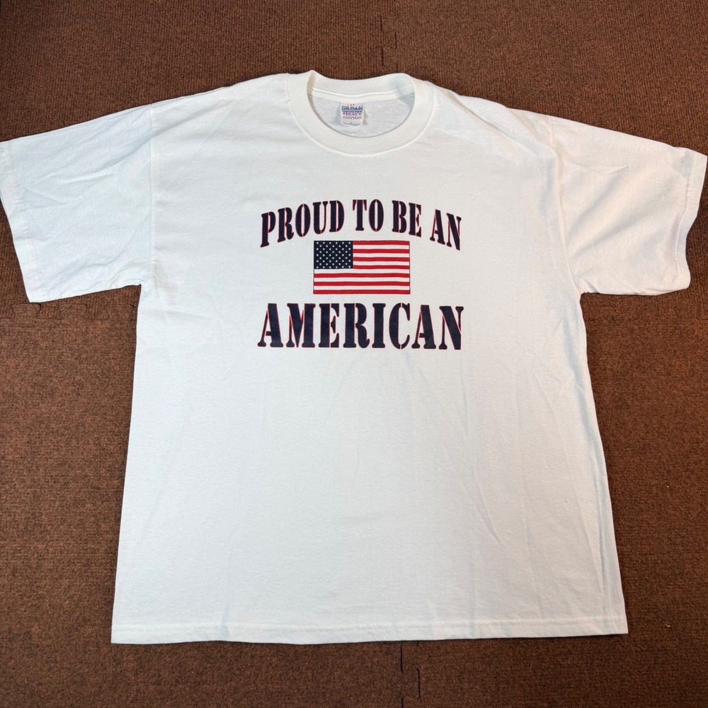A- Vtg Gildan Proud To Be An American T-Shirt Mens XL White US Flag Graphic Tee